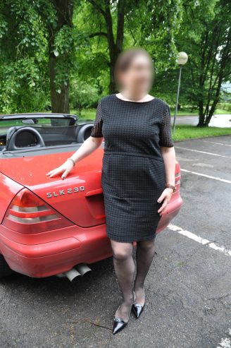 Private Patrizia in Baden für reife Herren sehr diskret auch heute für dich da, Rentner sehr wielkommen.