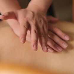Tu as à nouveau besoin d’un massage corporel complet et bienfaisant ?